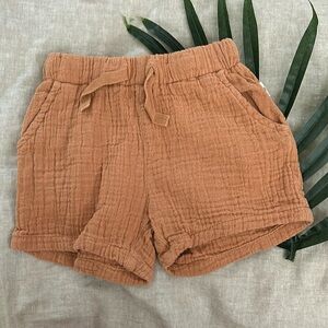 Lindex Baby Gauze Unisex minimalist short. 0-3 mo